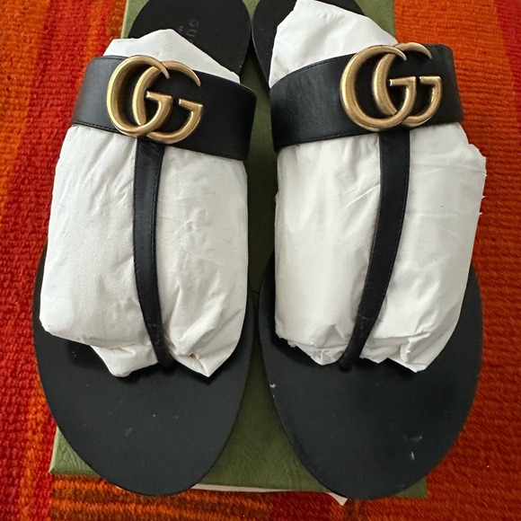 Gucci Sandals - Picture 2 of 7